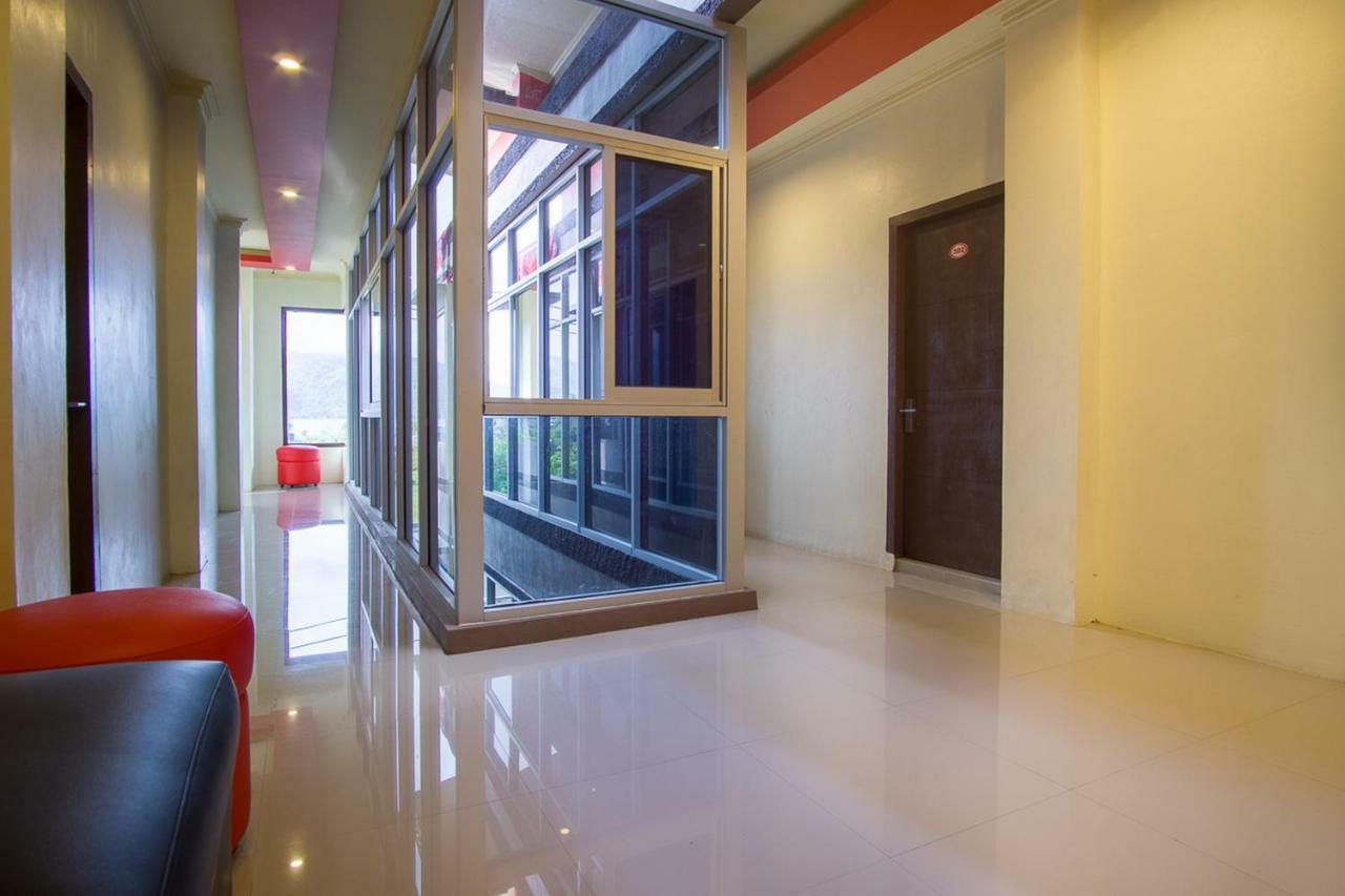 Reddoorz Near Taman Kota Ternate Hotel Exterior photo